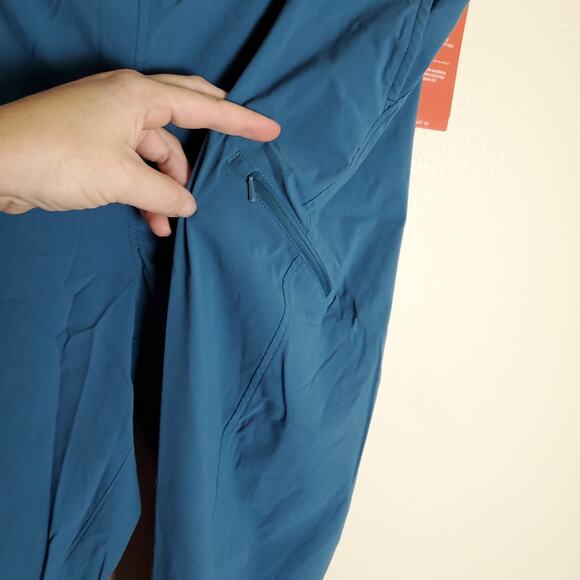 NWT Mountain Hardwear Nylon Blend Gorpcore Outdoor Hiking Pants Plus Sz 3X - Picture 4 of 10